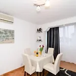 Sara Apartment