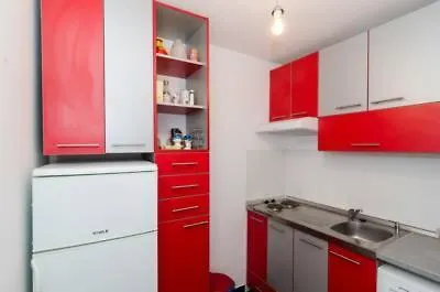 Sara Apartment *